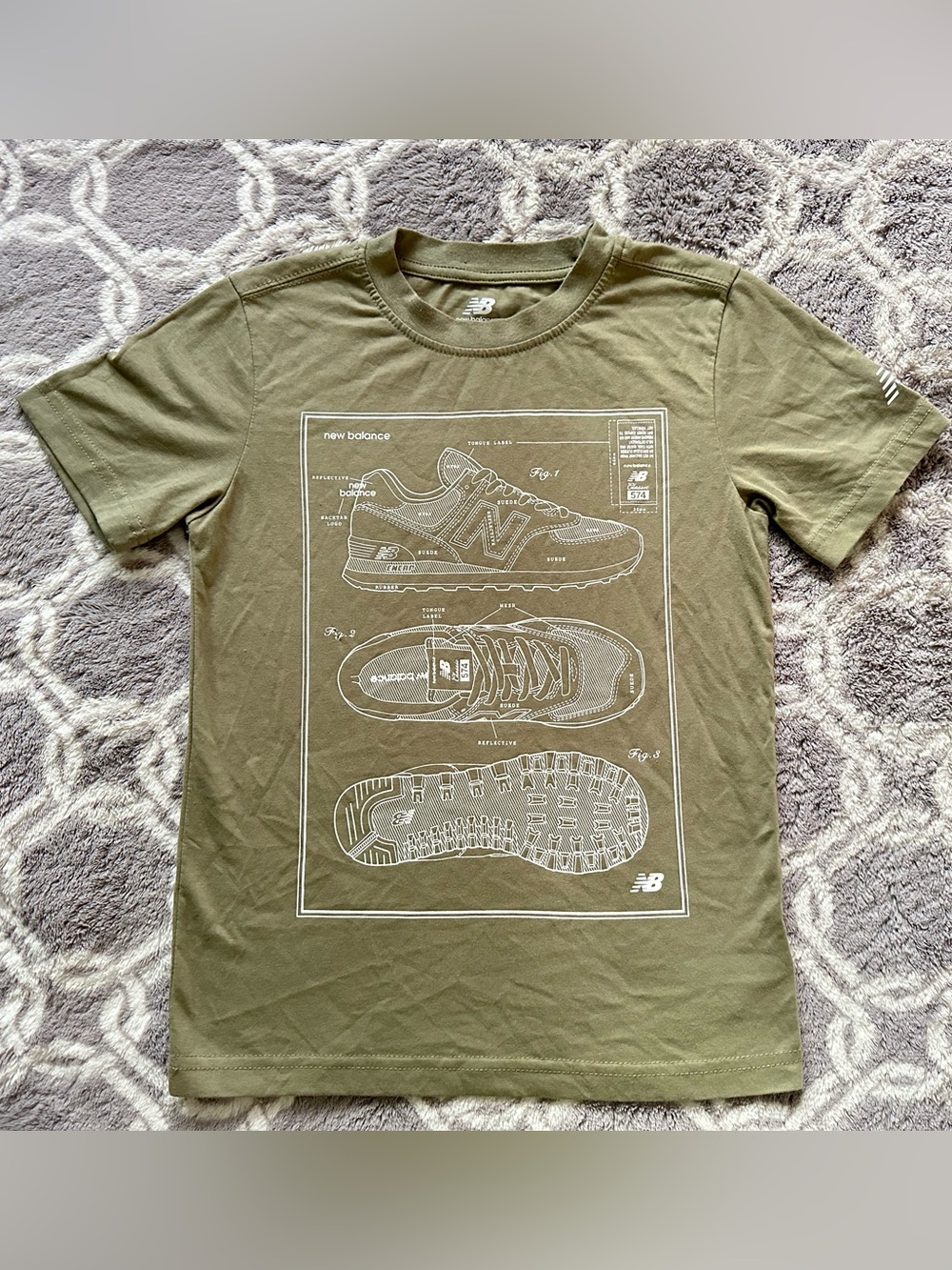 New Balance Boy’s Olive Green Graphic Sneaker Tee Size S (8)